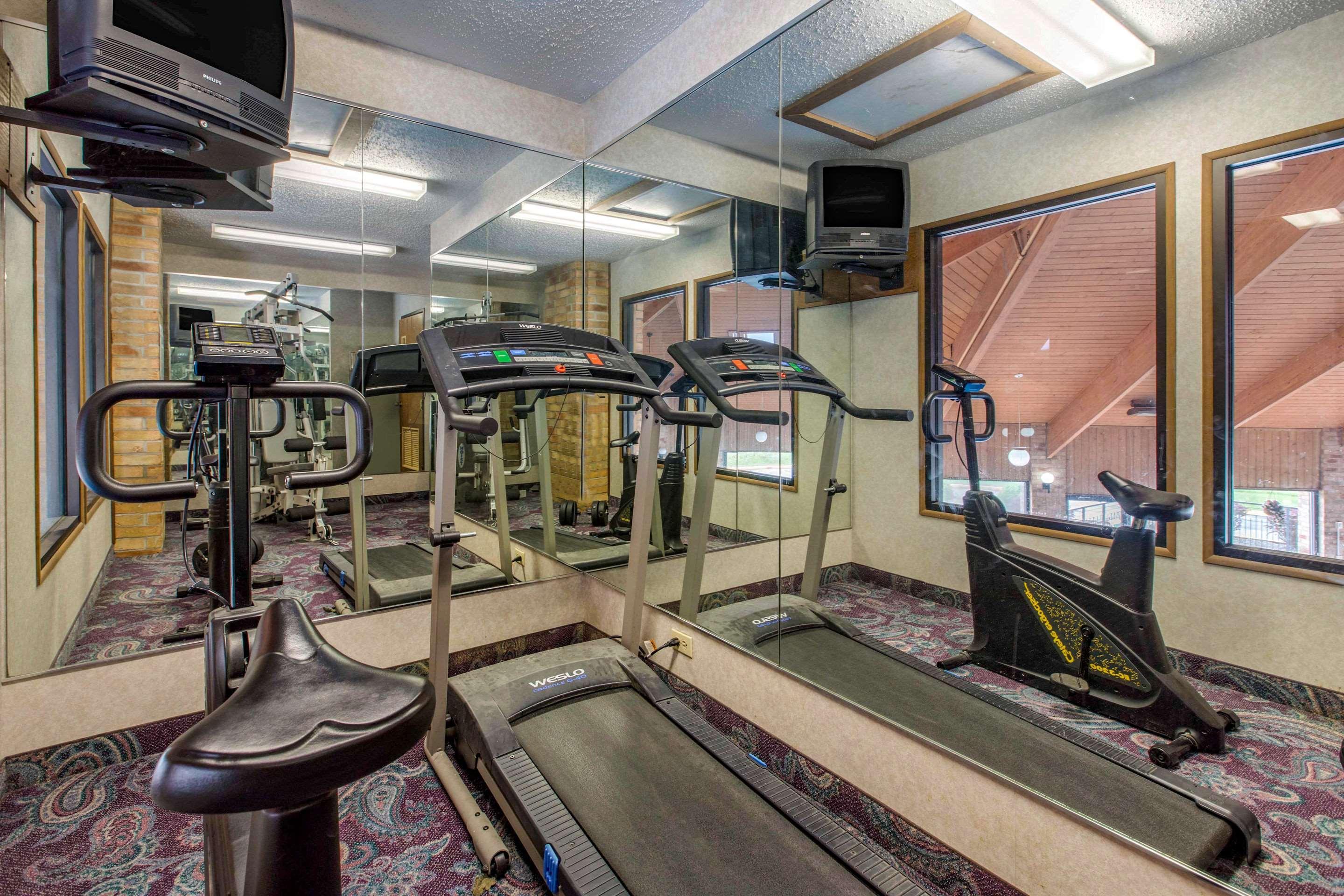 Rodeway Inn Coopersville Ngoại thất bức ảnh