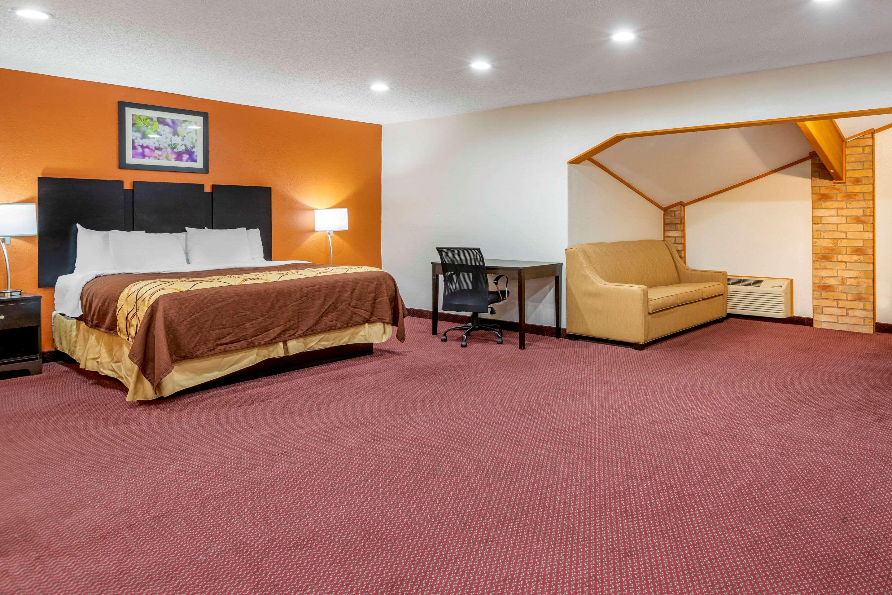 Rodeway Inn Coopersville Ngoại thất bức ảnh