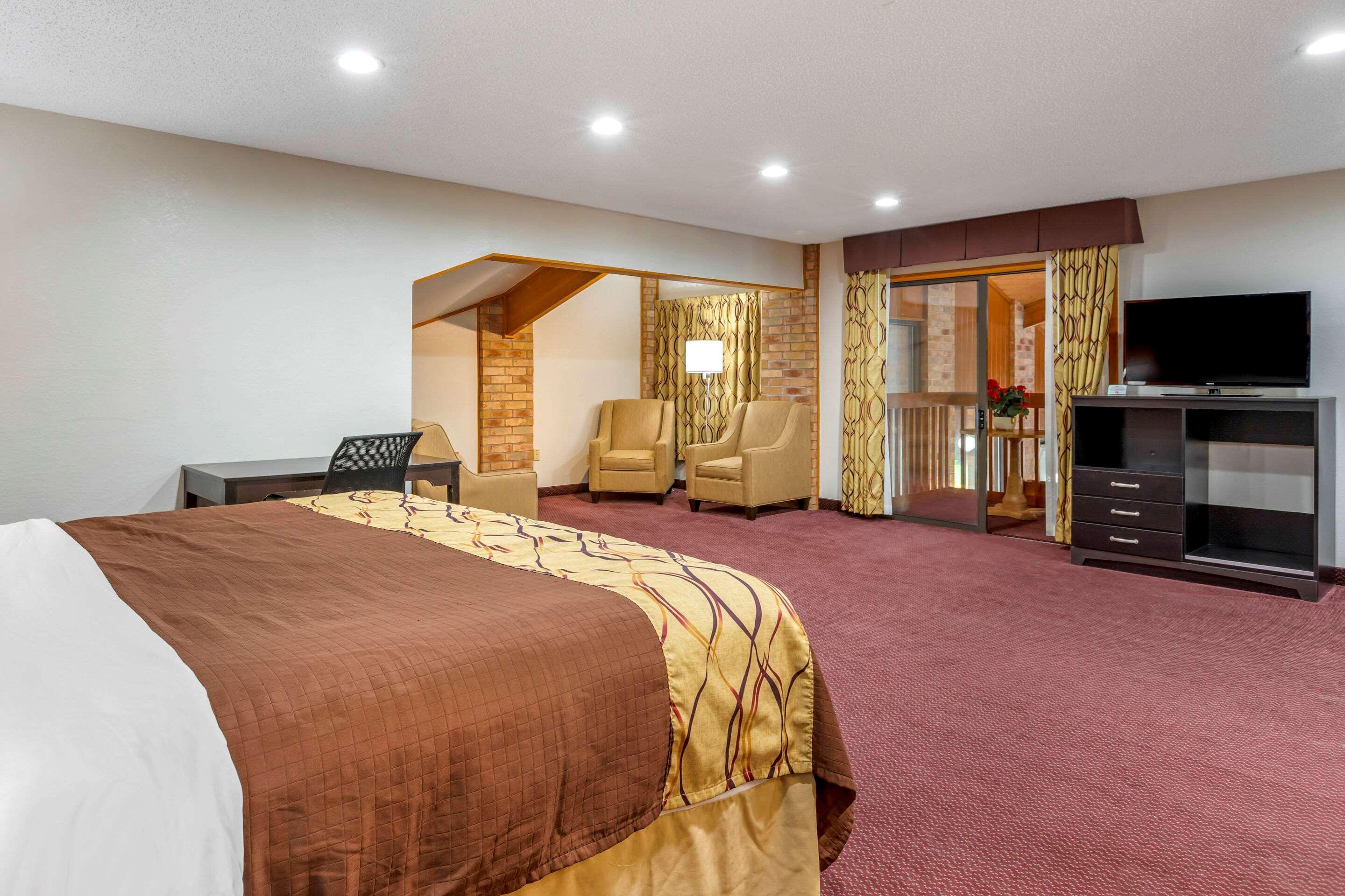 Rodeway Inn Coopersville Ngoại thất bức ảnh