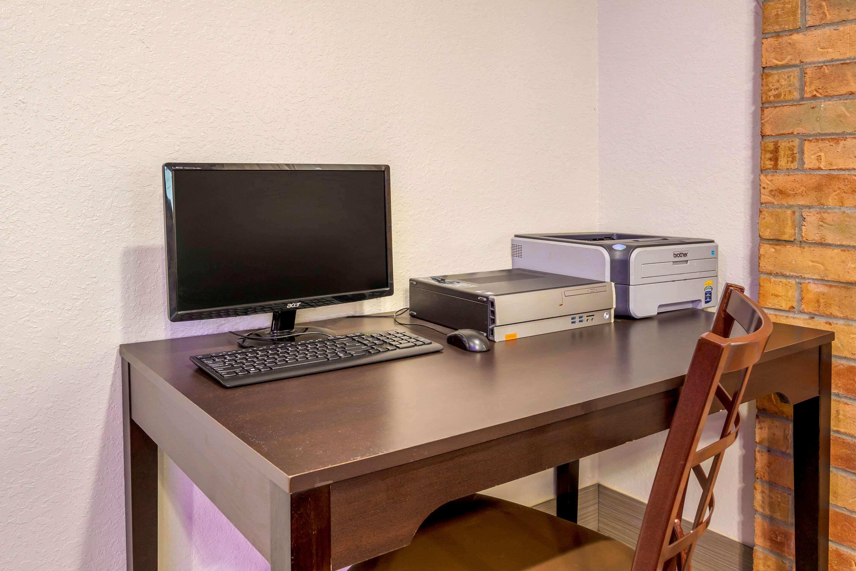 Rodeway Inn Coopersville Ngoại thất bức ảnh