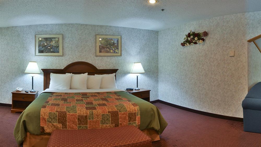 Rodeway Inn Coopersville Ngoại thất bức ảnh